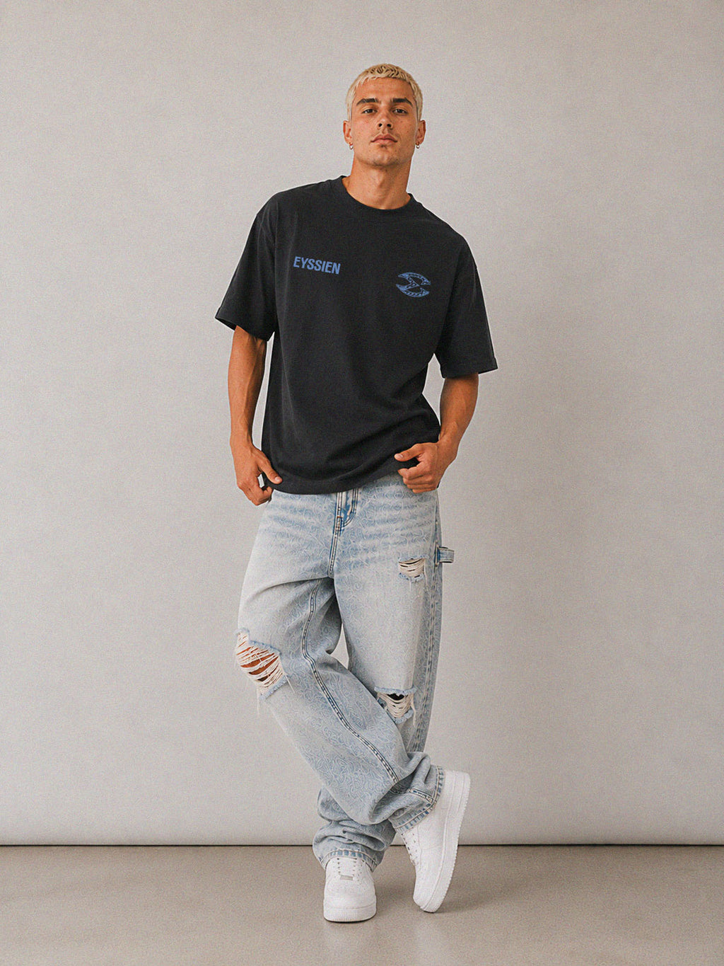 FREESTYLER TEE - NAVY