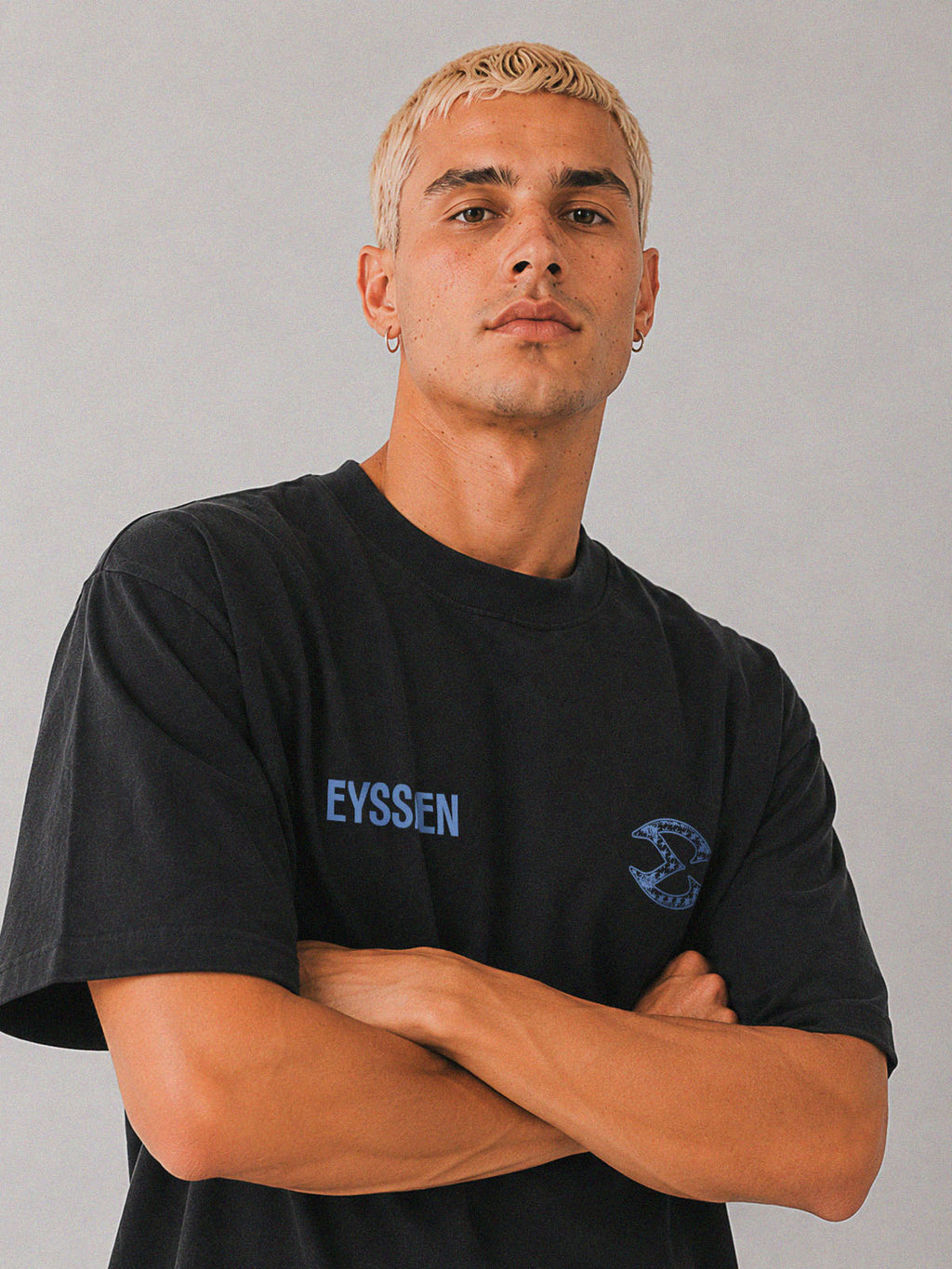 FREESTYLER TEE - NAVY